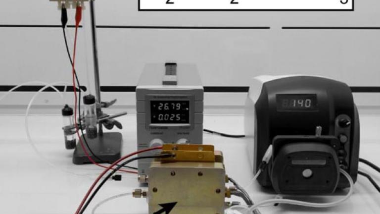 The ammonia synthesizing device built by the Mathiram Lab research team
