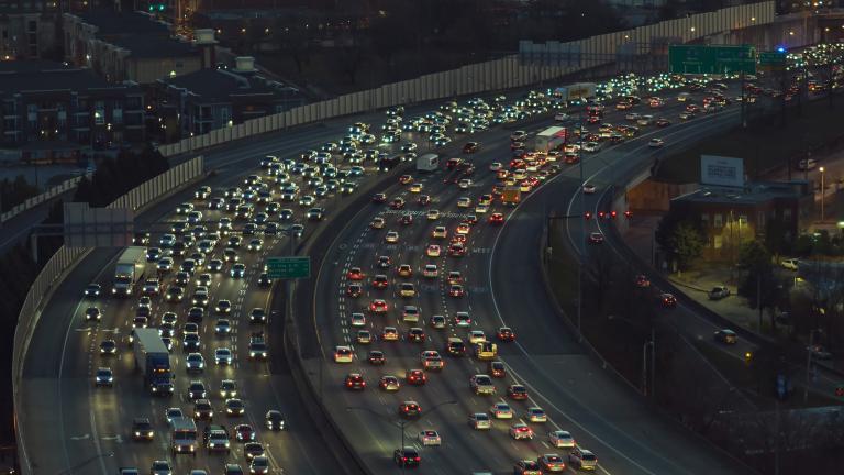 heavy traffic on a US expressway