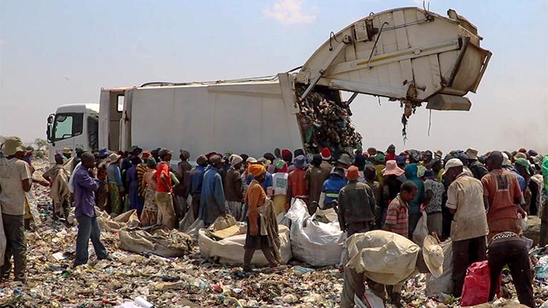 Richmond landfill in Bulawayo, the second largest city in Zimbabwe. Unless properly managed, such landfills can pose serious environmental and public health hazards.