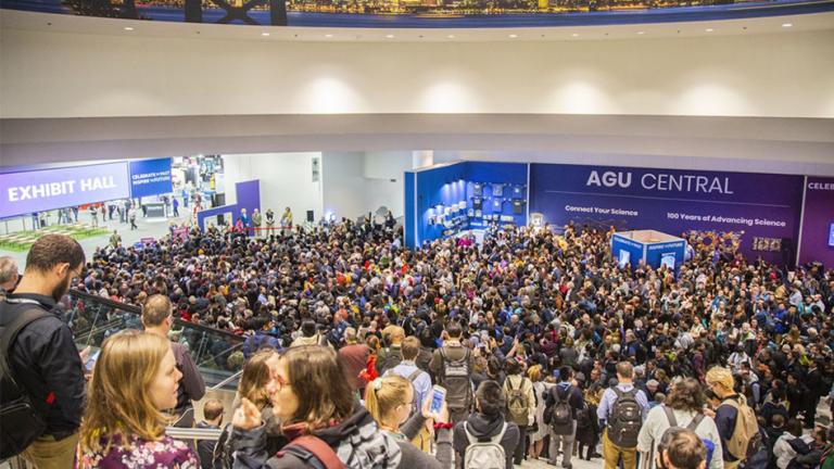 Photo: AGU Fall Meeting Central Exhibit Hall (Source: AGU)