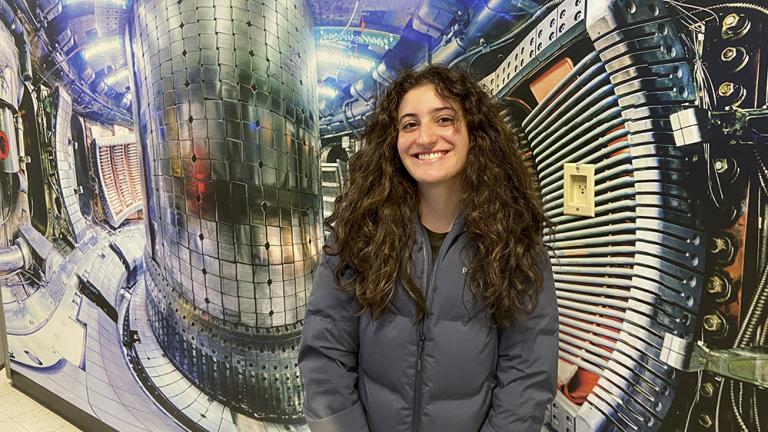 During her high school internship at the MIT's Plasma Science and Fusion Center, Tuba Balta explored different ways to educate the public about fusion energy. "It just made me happy to help other people understand it," she says.