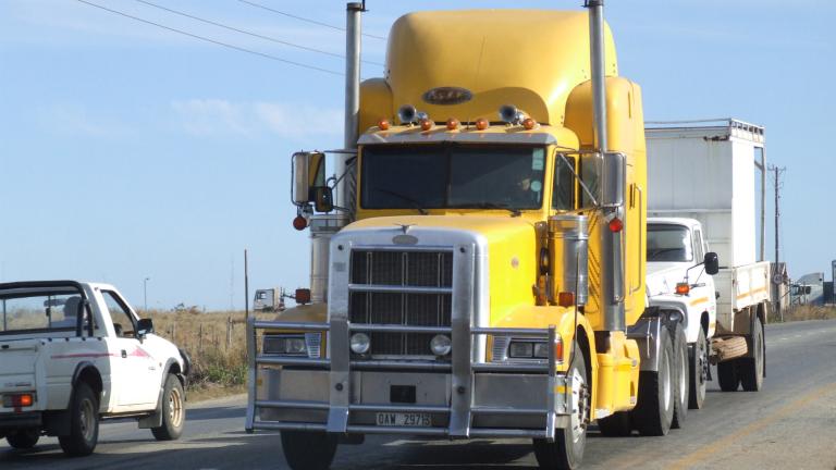A new study by MIT researchers quantifies the impact of a zero-emission truck’s design range on its energy storage requirements and operational revenue.