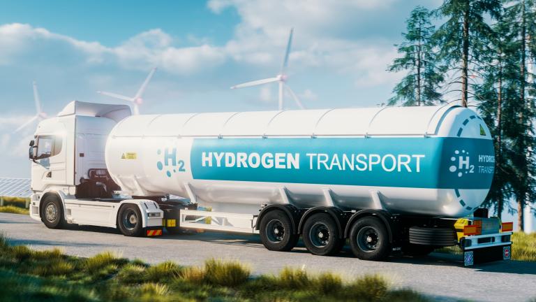 An MIT team has modified a transport truck’s powertrain to allow onboard hydrogen release from the liquid organic hydrogen carriers.