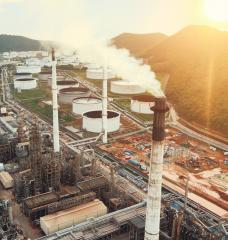 “At room temperature, the solution can absorb more CO2, and with mild heating it can release the CO2. There is an instant pH change when we heat up the solution a little bit,” Youhong (Nancy) Guo says.