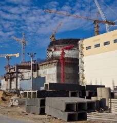 A new study covering 50 years of U.S. nuclear power plant construction data found that, contrary to expectations, building plants based on existing designs actually costs more, rather than less, than building plants based on new designs. This photo shows a construction site of a new modern nuclear power plant.