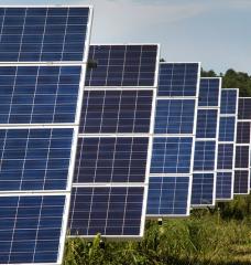 Long Island solar farm, 32-MW solar photovoltaic power plant. Source: Brookhaven National Laboratory