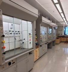 Fume hoods like these are placed into hibernation mode when they are no longer in use for the day. Since employing the use of hibernation mode, the unoccupied Undergraduate Teaching Lab air change rate has plummeted from 11 air changes per hour to seven ACH, drastically shrinking unnecessary energy outflow, saving MIT an estimated $21,000 per year.